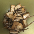 クックZ8J4H4☆'s cooksnap of when they made 厚揚げしめじアスパラのバタぽん炒め.