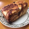 チョウサン's cooksnap of when they made *～角食の折込パン（チョコ）１斤～*.
