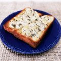 Satoco❋'s cooksnap of when they made ブルーチーズで☆リッチなトースト.