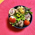 komutatata's cooksnap of when they made ハートのりんごちゃん❤　キャラ弁.