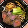 ayacklyn's cooksnap of when they made 甘さひかえめ玉ねぎだれのローストビーフ丼.