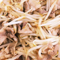 クックR8W9J9☆'s cooksnap of when they made 簡単★もやし＆豚肉のオイマヨ炒め.