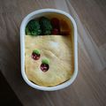 みるく茶's cooksnap of when they made 【キャラ弁】いちごのオムライス弁当.