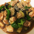 ryopeita's cooksnap of when they made とろ～りなすと鶏もも肉のにんにくみそ炒め.