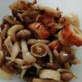 まり0105's cooksnap of when they made 作り置き★お弁当、ちくわとしめじの甘辛煮.