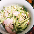 ☆yopipi's cooksnap of when they made ハムとえのきとキュウリで中華風サラダ.