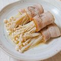 monuvalley's cooksnap of when they made レンジで簡単！えのきベーコン.