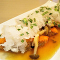 イエローバード's cooksnap of when they made 鮭ムニエルに・とろ〜り♪キノコ餡掛け.