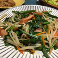 れごはん's cooksnap of when they made ニラ&ソーセージともやし炒め❤ゆりさん風.
