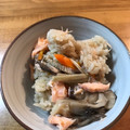 春巻きママ's cooksnap of when they made 鮭とごぼうとマイタケの炊き込みゴハン.