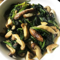 アココ☆'s cooksnap of when they made ほうれん草と椎茸の塩昆布炒め.