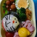 べるべる23's cooksnap of when they made 簡単！ドラえもんのおにぎり弁当♪.