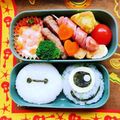クックVVYGHM☆'s cooksnap of when they made 簡単！遠足キャラ弁☆サリー＆マイク.