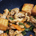 甘茶0825's cooksnap of when they made 豚肉と厚揚げの蒲焼きタレ炒め.