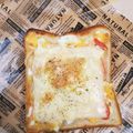 4児男子母さんの台所's cooksnap of when they made うまっ♡ゆで卵 カニカマ チーズトースト.