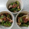 みちゃこmisako's cooksnap of when they made サラダチキンで簡単♬ピーマンの梅肉和え.