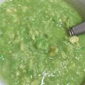 Ayakagomez's cooksnap of when they made アボカドとカニの中華風スープ.