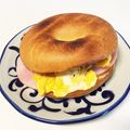 R★Hママ♥'s cooksnap of when they made ランチに♪コストコベーグルで定番サンド♪.