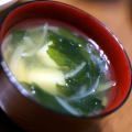 ju_10's cooksnap of when they made じゃがいもと玉ねぎとわかめのおみそしる.