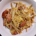 にっぺちゃん's cooksnap of when they made 節約❗ウインナーもやし炒めの卵丼♪♪♪.