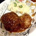 じゃけさんご's cooksnap of when they made 肉汁大洪水!!絶品簡単ハンバーグ.