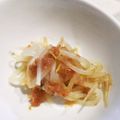 いたちゃん55's cooksnap of when they made 梅カツオもやし。.