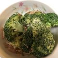 gougo's cooksnap of when they made 冷凍ブロッコリーのマヨおかか炒め.