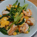 yknobi's cooksnap of when they made 海老と小松菜とふんわり卵の炒め物.