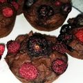 ７２３'s cooksnap of when they made 甘さ控えめ大人のベリーチョコマフィン.