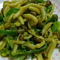 ぽちぼて's cooksnap of when they made しめじとピーマン炒め カレーチーズ風味.