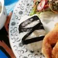 nikomi's cooksnap of when they made 簡単☆ハロウィン☆ドクロとミイラおにぎり.