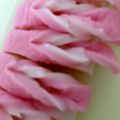chiko♫'s cooksnap of when they made ◇簡単◇かわいい◇紅白かまぼこの飾り切り.