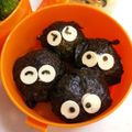 ひろのん♪'s cooksnap of when they made トトロ＊まっくろくろすけ＊キャラ弁.