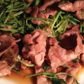 はらさわひでゆき's cooksnap of when they made 簡単おかず☆豆苗と豚肉の炒め物.