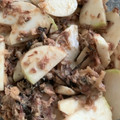 美味しいご飯が大好き's cooksnap of when they made 鯖缶とカブの塩昆布和え【作り置き】.