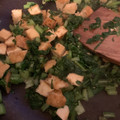 美味しいご飯が大好き's cooksnap of when they made カブの葉と油揚げの炒め.
