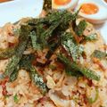 928るびすけ☆☆'s cooksnap of when they made 焦がしにんにくのキムチチャーハン.