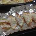めがねりんご's cooksnap of when they made 餃子の皮でアップルパイ.