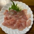kitty・yumi's cooksnap of when they made グレの刺身・霜降り・アラ汁・皮の湯引き.