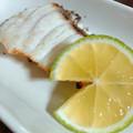 928るびすけ☆☆'s cooksnap of when they made すだちの切り方　Ｖ字カットで気配り.