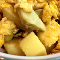 うつぼちゃん's cooksnap of when they made 簡単♪さつま芋と卵♪ほっとする甘酢炒め.