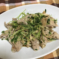 ちゅーこ⭐'s cooksnap of when they made お箸とまらん☆豆苗とまいたけの豚肉炒め.