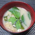 ジョングレ's cooksnap of when they made 薄揚げとわかめの味噌汁.