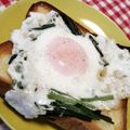 ェンジェル's cooksnap of when they made 簡単♪旨い！ニラ入り目玉焼きのせトースト.