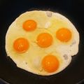 こともみ's cooksnap of when they made ５人分の目玉焼き.