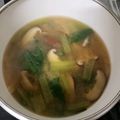 クックZVL9NR☆'s cooksnap of when they made 小松菜と舞茸のお味噌汁♪.