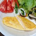 おにぎり99's cooksnap of when they made ふんわり♡ハムとチーズのオムレツ♪.
