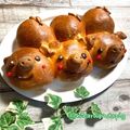 ３匹の大ぶたママ's cooksnap of when they made かわいい♪丸パンでぶたパン☆.