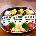 珊瑚の花's cooksnap of when they made お弁当☆簡単！電車おにぎり.