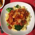 スイスおじさん☆'s cooksnap of when they made ベーコンと白菜のトマトソースパスタ.